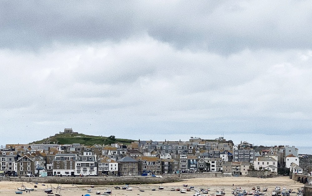 Marazion + St Ives, Cornwall. | Barely There Beauty