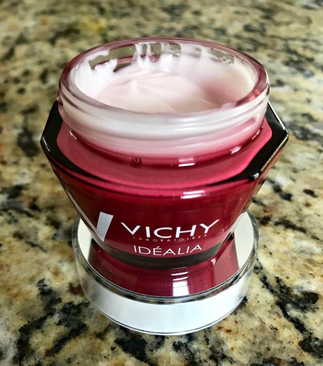 vichy-idealia-face-cream-skin-care-age-defying-product-review-beauty-and-the-beat-blog