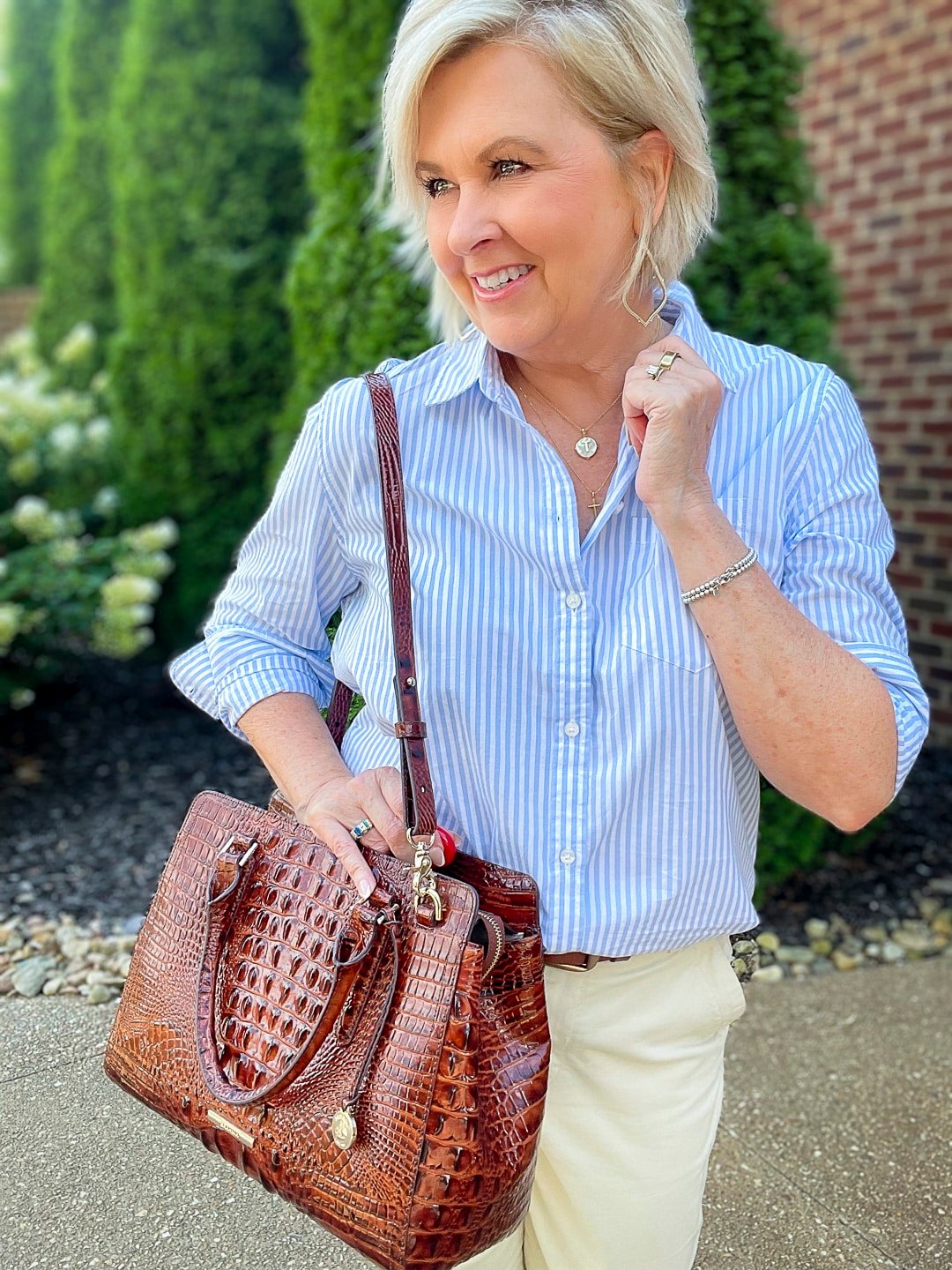 Over 40 Fashion Blogger, Tania Stephens is showing how to style Chinos and a striped shirt for summer16