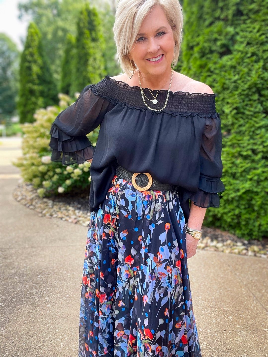 Over 40 Fashion Blogger, Tania Stephens is styling a floral chiffon skirt for a fall wedding20