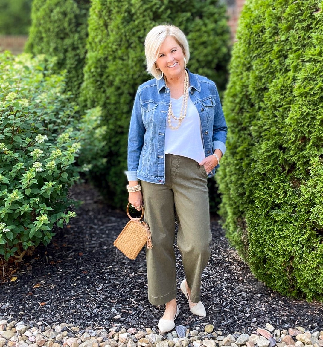 Over 40 Fashion Blogger, Tania Stephens is wearing SPANX crop pants and a denim jacket5