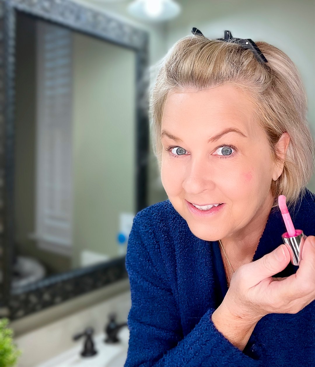 Over 40 Fashion Blogger, Tania Stephens is trying products from Walmart Beauty for August 2022 6