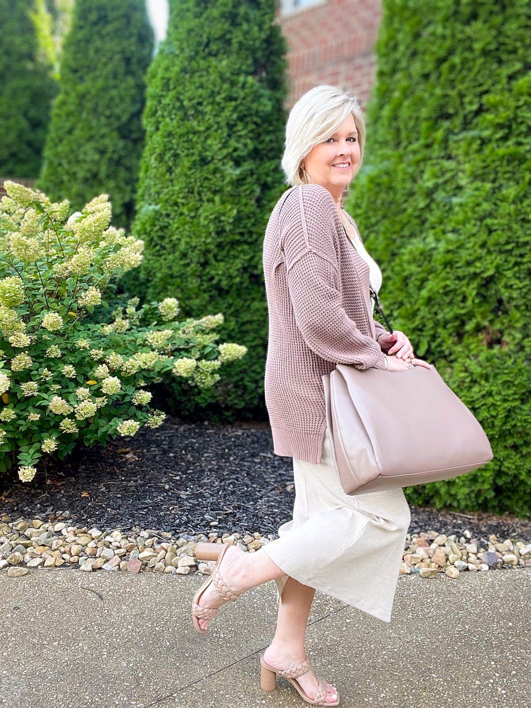 Over 40 Fashion Blogger, Tania Stephens is styling an outfit under $150-6