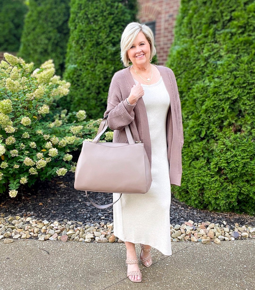 Over 40 Fashion Blogger, Tania Stephens is styling an outfit under $150-5