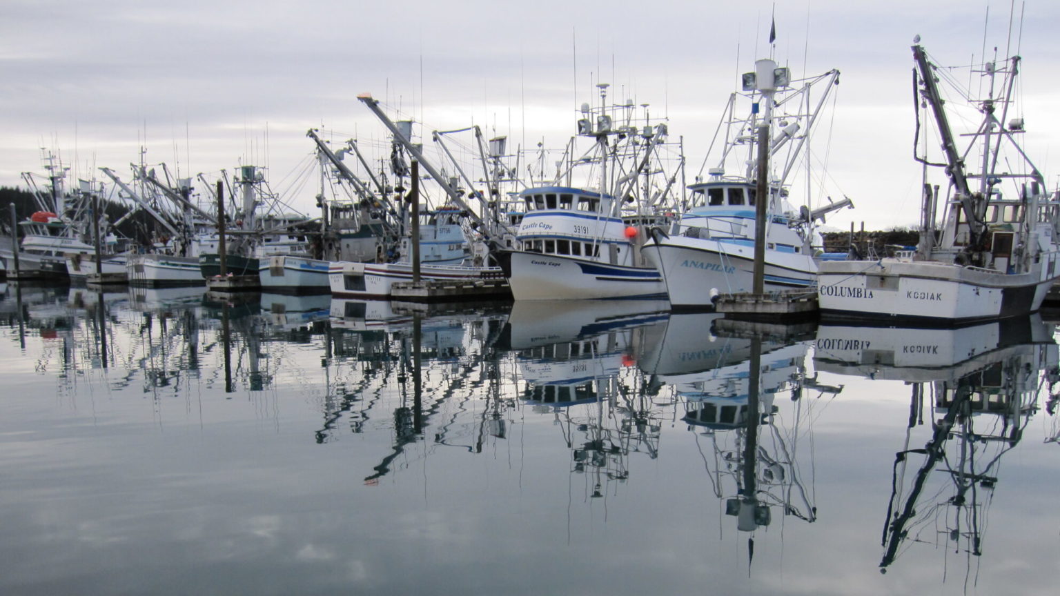 To encourage more young fishermen, look to farm programs as models, new study argues